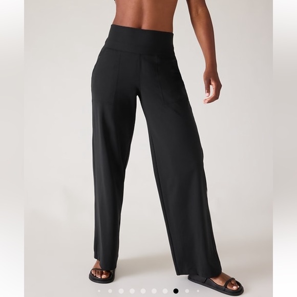 Athleta Venice Wide Leg // Black #982868 - Picture 4 of 16